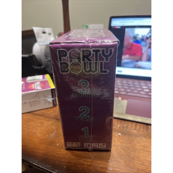 NEW/SEALED Party Bowl What Do You Meme? Memory Card Team Party Game 2019 Rare - Picture 4 of 6